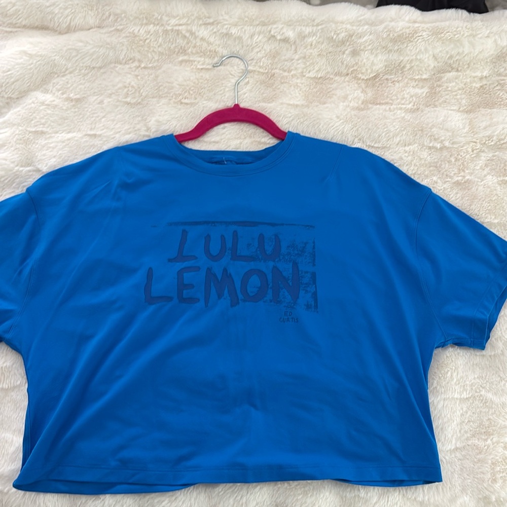 blue lululemon top